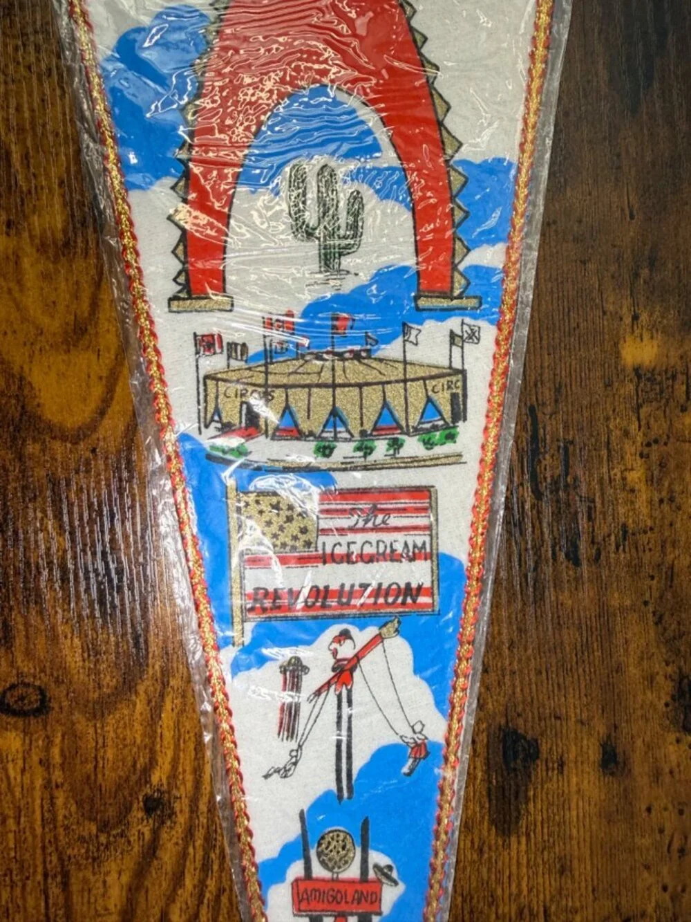 Vintage South Of The Border Pennant South Carolina With Original Packaging - Picture 4 of 8